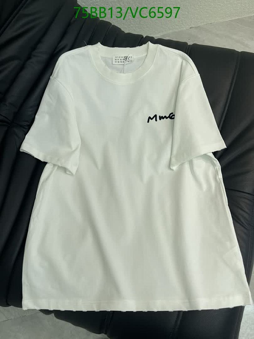 Maison Margiela-Clothing Code: VC6597 $: 75USD