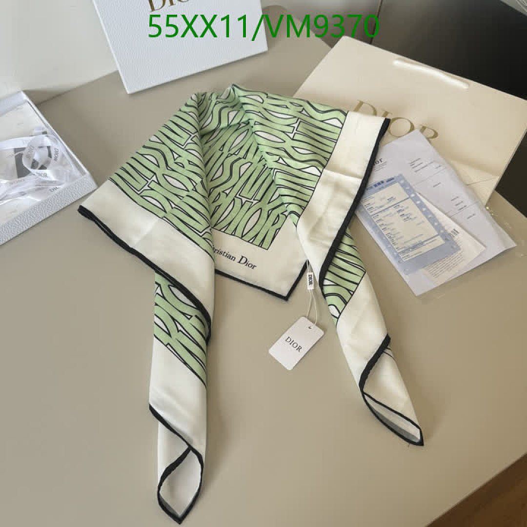 Dior-Scarf Code: VM9370 $: 55USD
