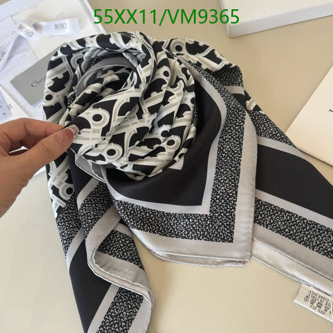 Dior-Scarf Code: VM9365 $: 55USD