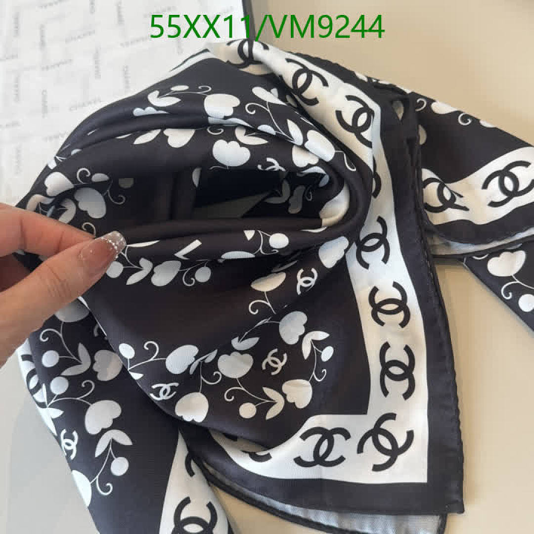 Chanel-Scarf Code: VM9244 $: 55USD
