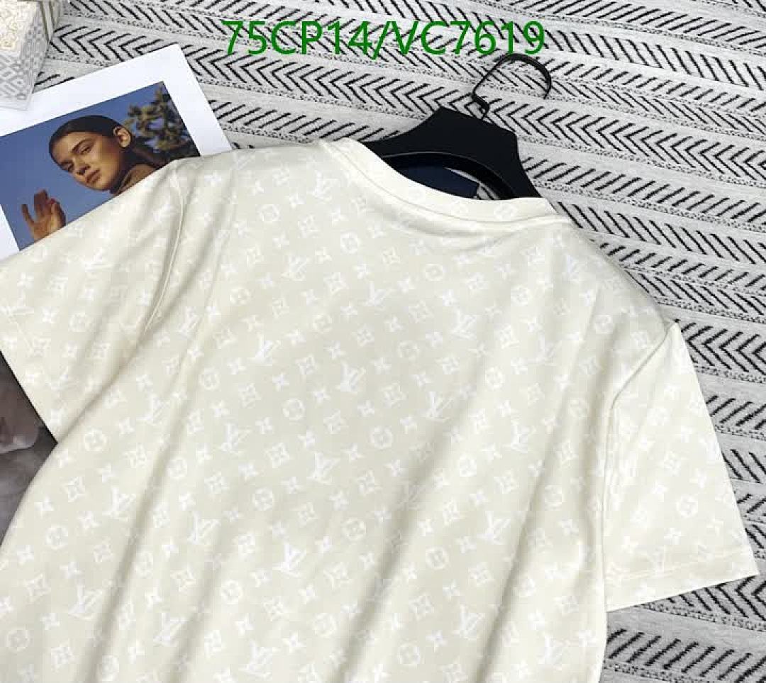 LV-Clothing Code: VC7619 $: 75USD