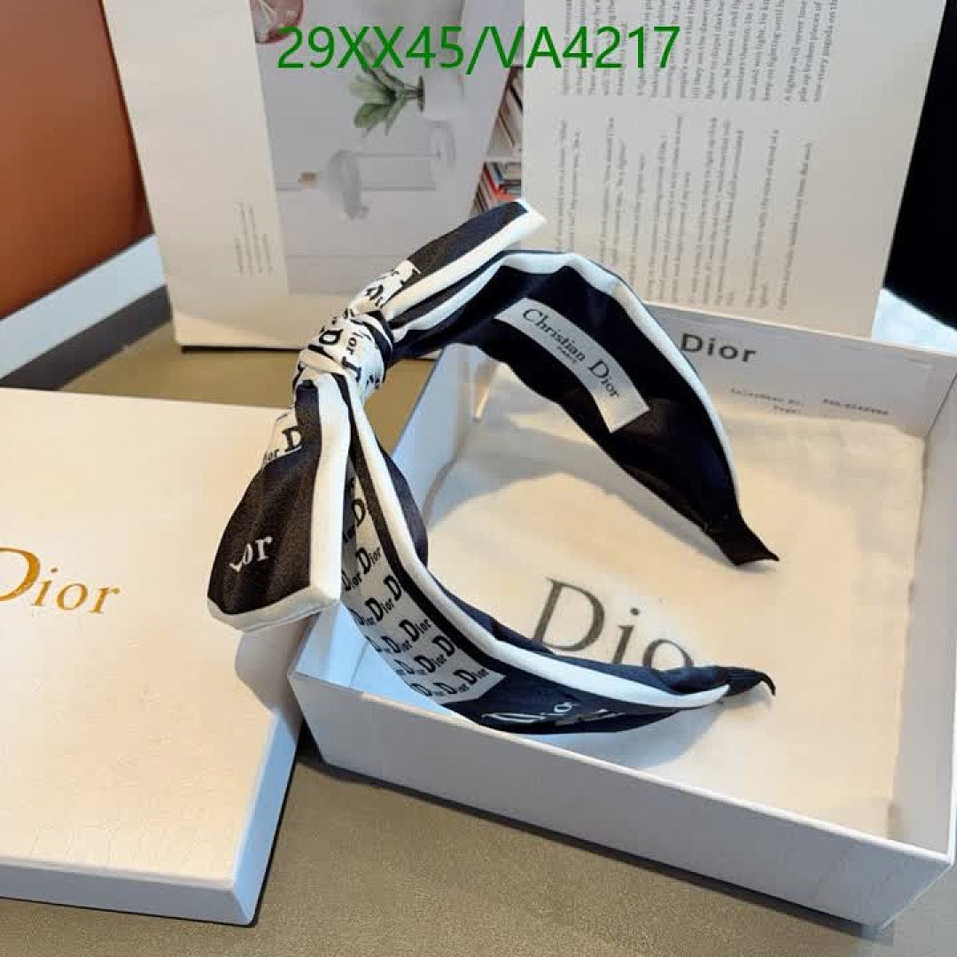 Dior-Headband Code: VA4217 $: 29USD