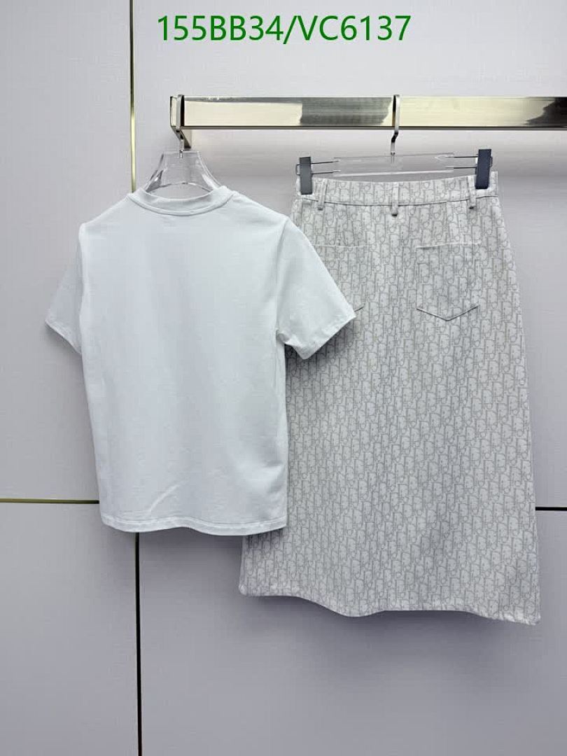 Dior-Clothing Code: VC6137 $: 155USD