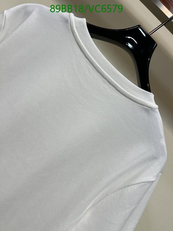 LV-Clothing Code: VC6579 $: 89USD