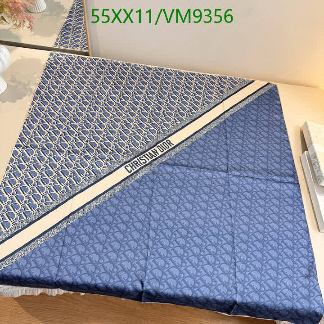Dior-Scarf Code: VM9356 $: 55USD
