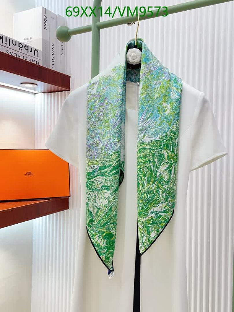Hermes-Scarf Code: VM9573 $: 69USD