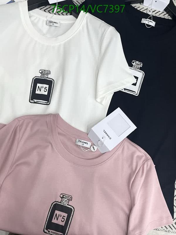 Chanel-Clothing Code: VC7397 $: 75USD