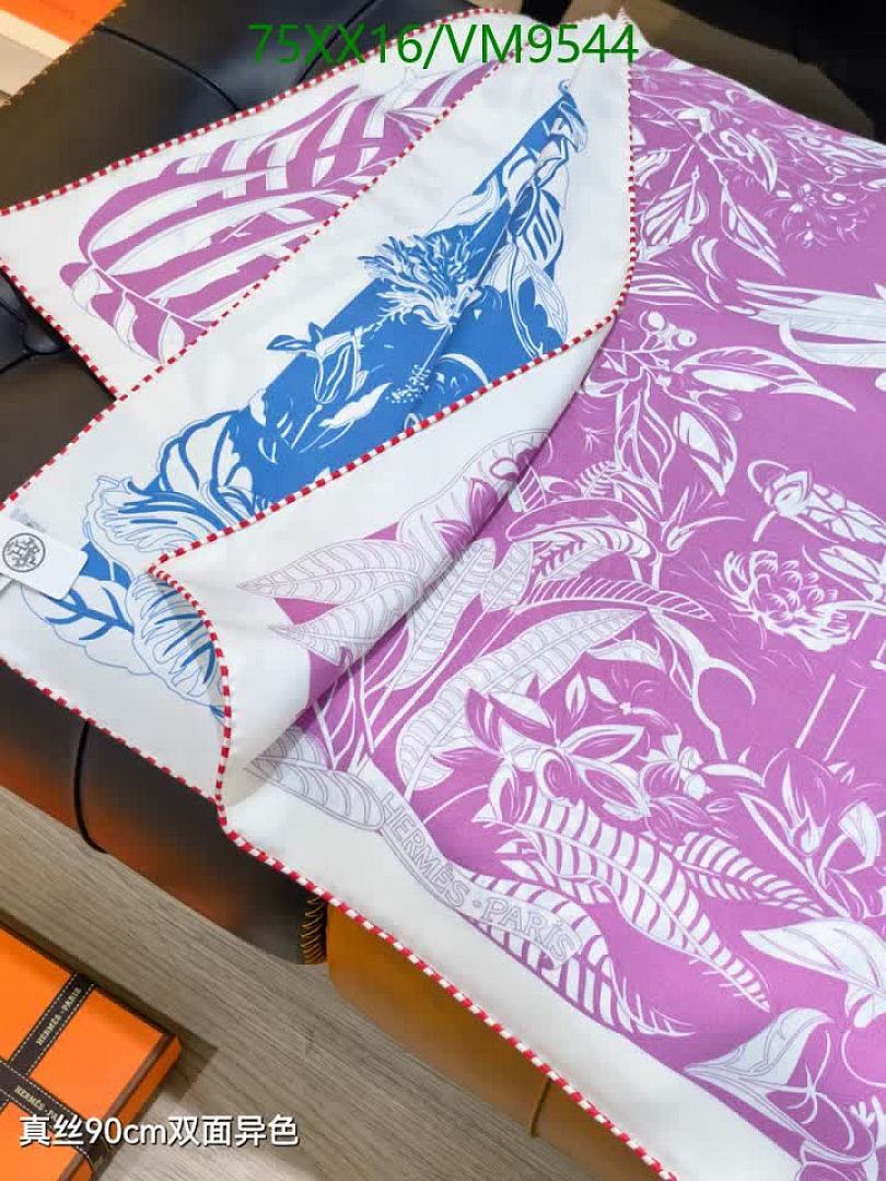 Hermes-Scarf Code: VM9544 $: 75USD