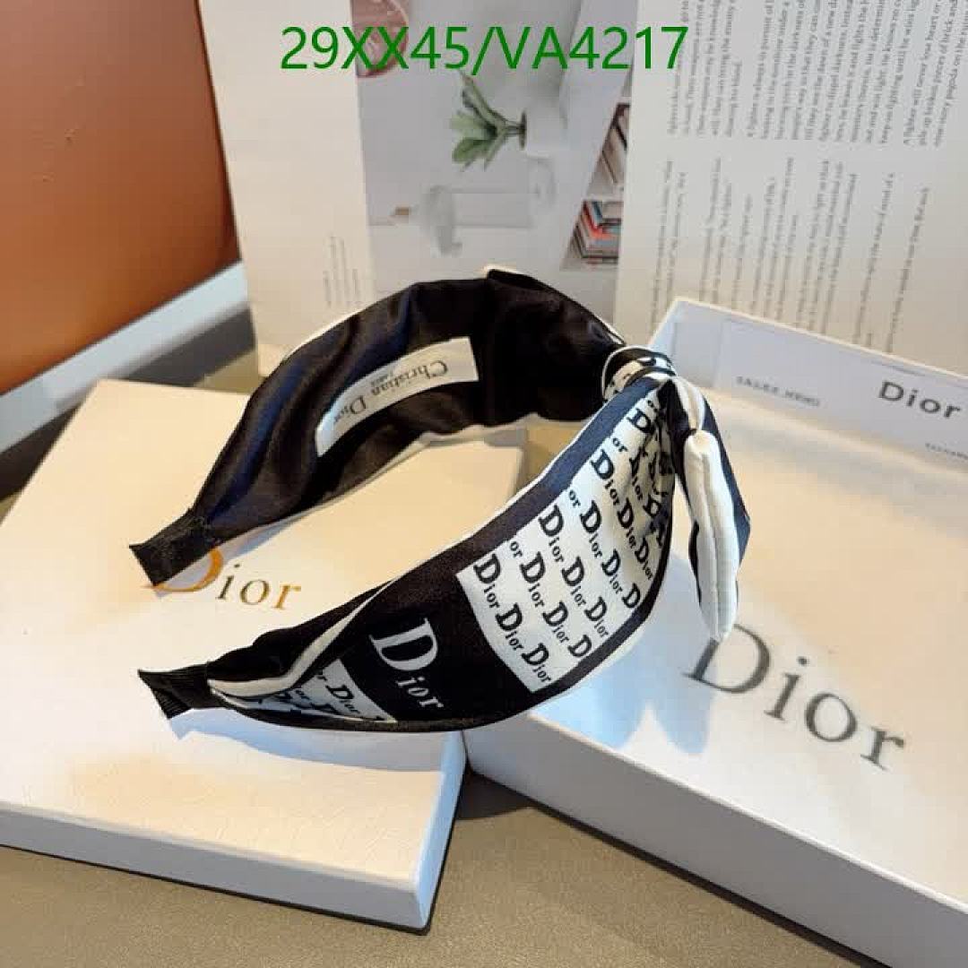 Dior-Headband Code: VA4217 $: 29USD