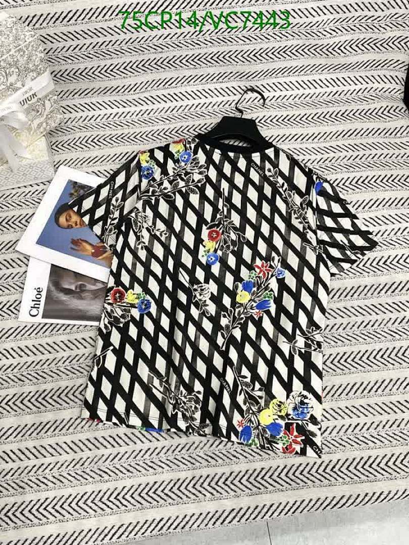 Chanel-Clothing Code: VC7443 $: 75USD