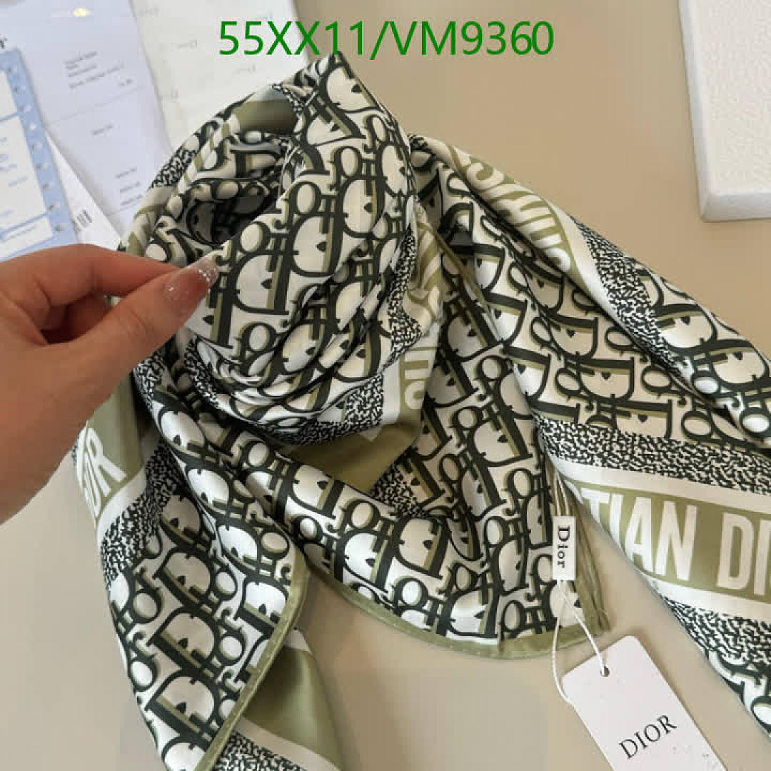 Dior-Scarf Code: VM9360 $: 55USD