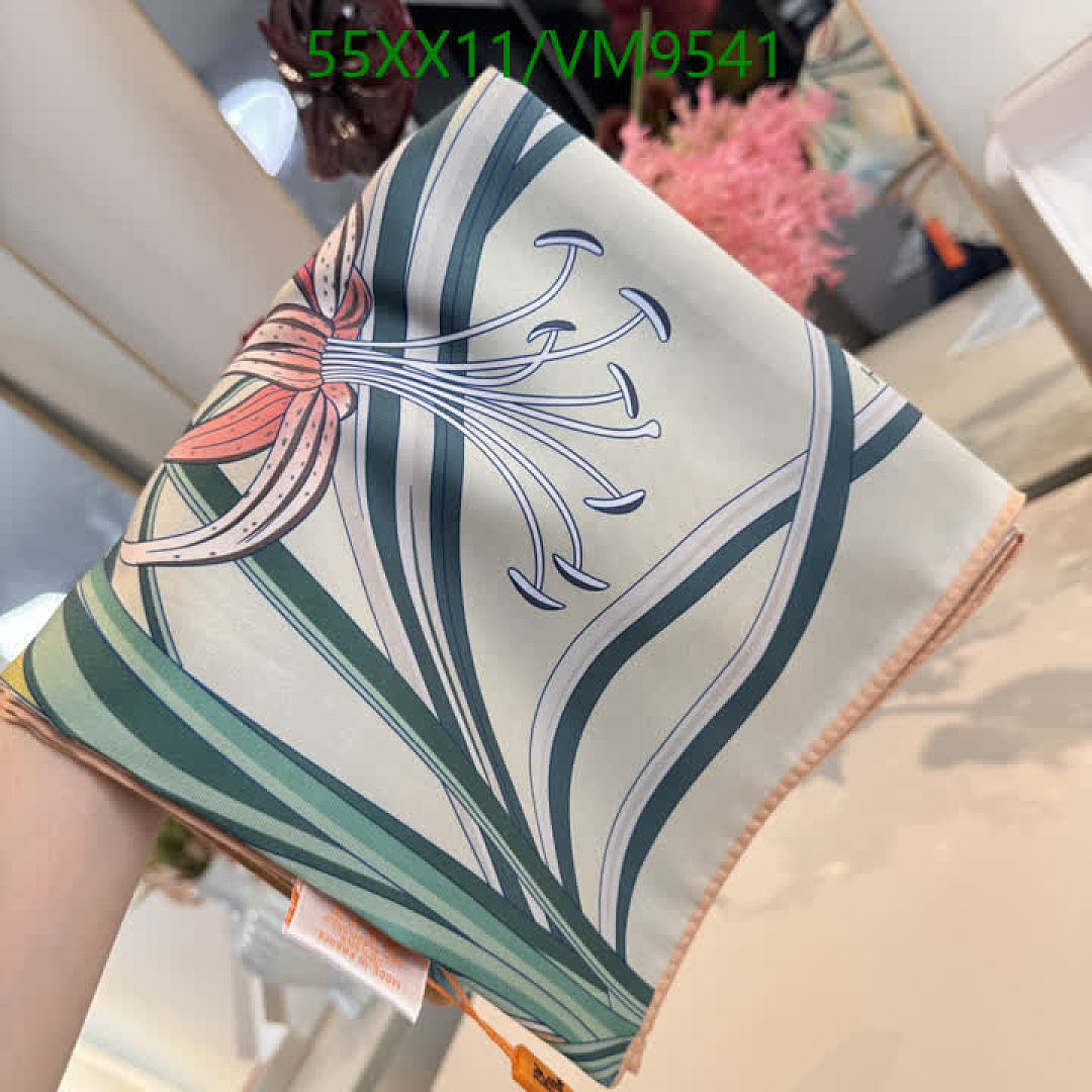 Hermes-Scarf Code: VM9541 $: 55USD