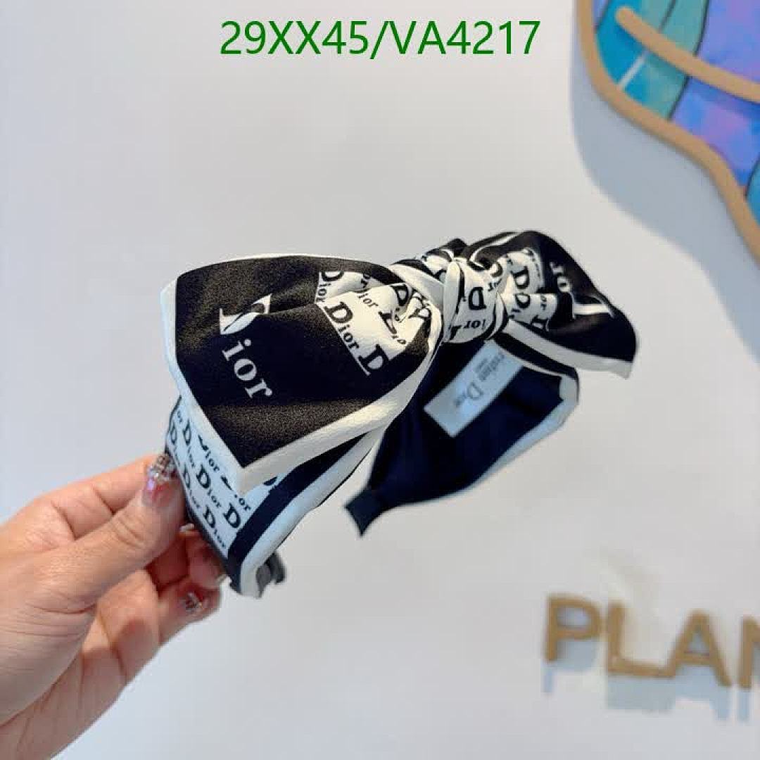 Dior-Headband Code: VA4217 $: 29USD