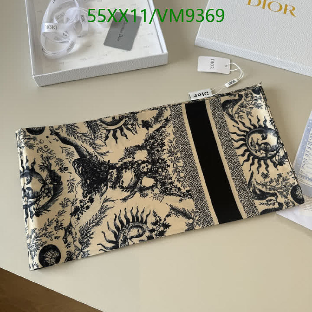 Dior-Scarf Code: VM9369 $: 55USD