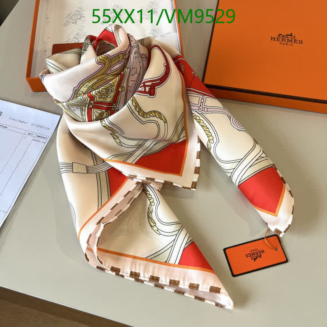 Hermes-Scarf Code: VM9529 $: 55USD