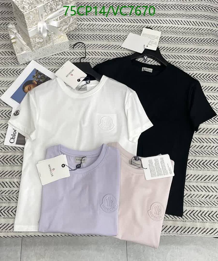 Moncler-Clothing Code: VC7670 $: 75USD