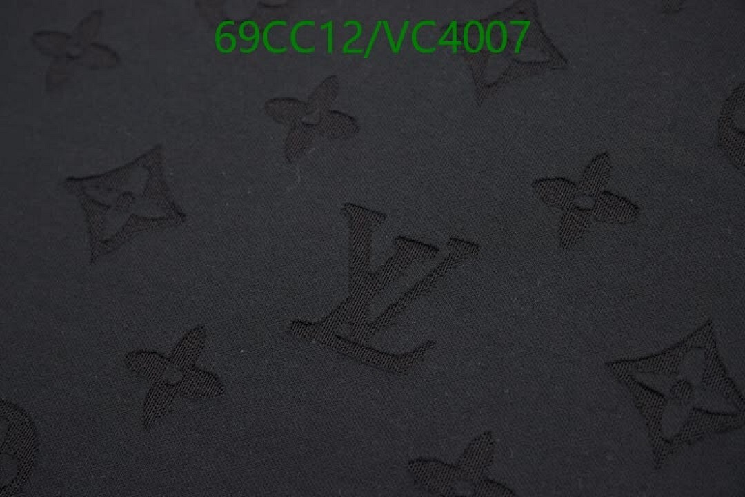 LV-Clothing Code: VC4007 $: 69USD