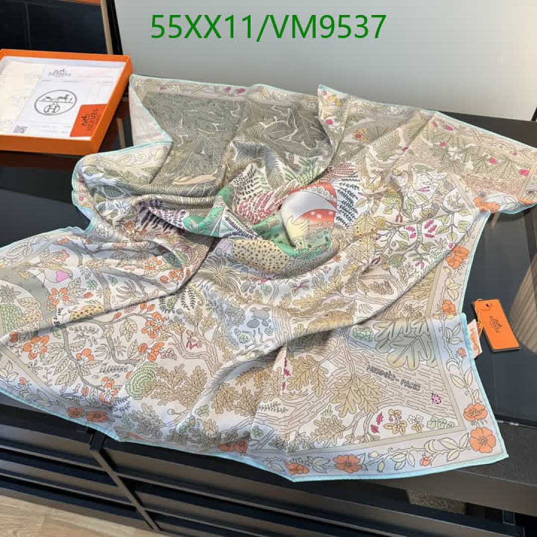 Hermes-Scarf Code: VM9537 $: 55USD