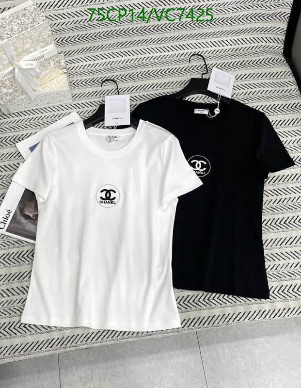 Chanel-Clothing Code: VC7425 $: 75USD