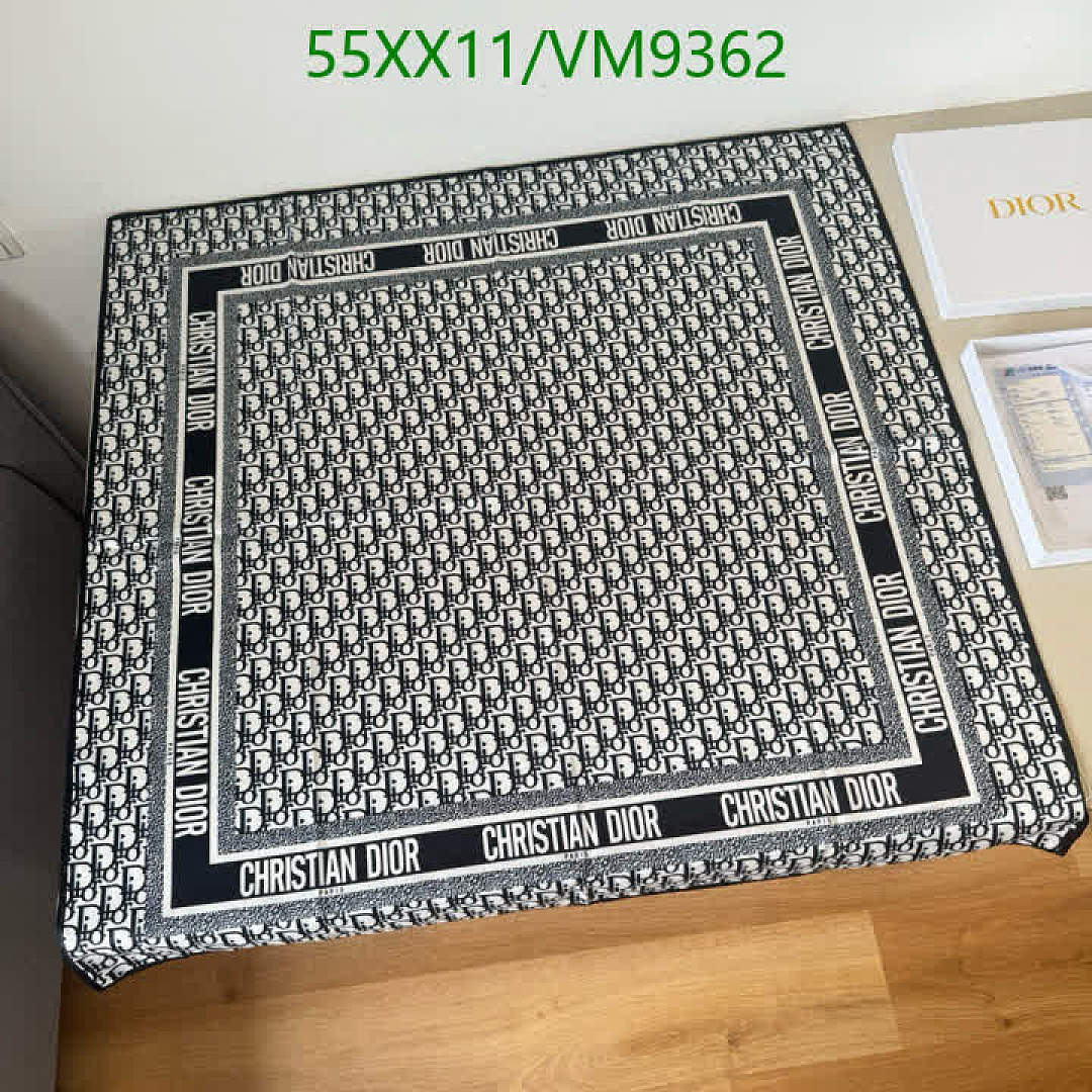 Dior-Scarf Code: VM9362 $: 55USD