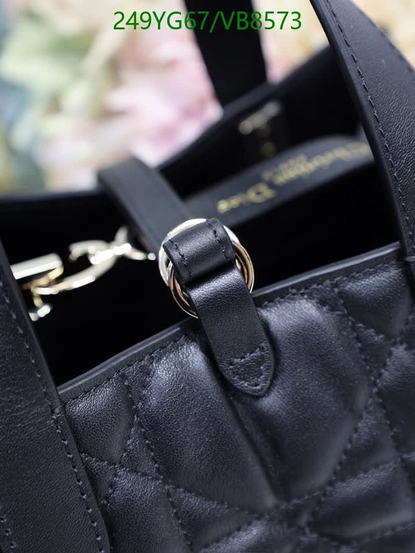 Dior-Bag-Mirror Quality Code: VB8573 $: 249USD