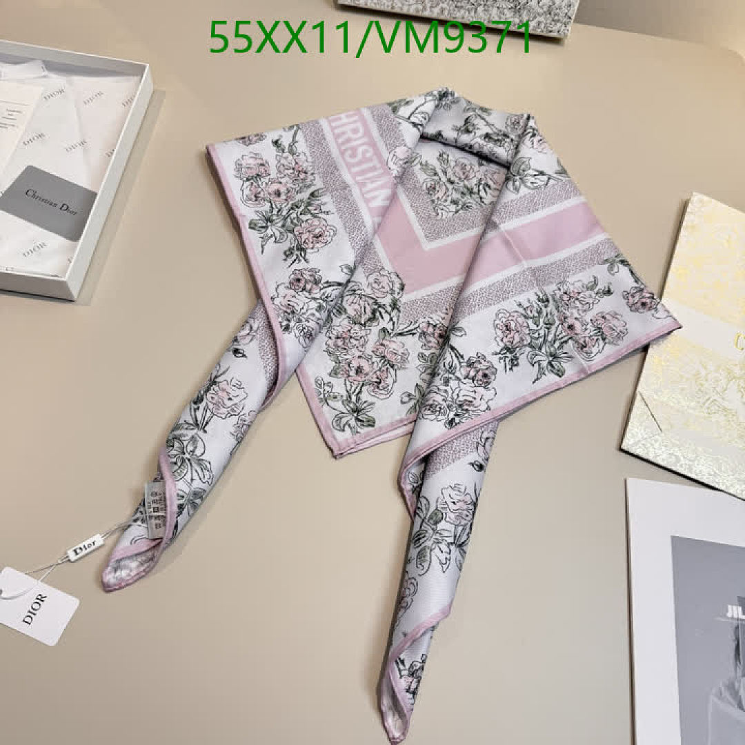 Dior-Scarf Code: VM9371 $: 55USD