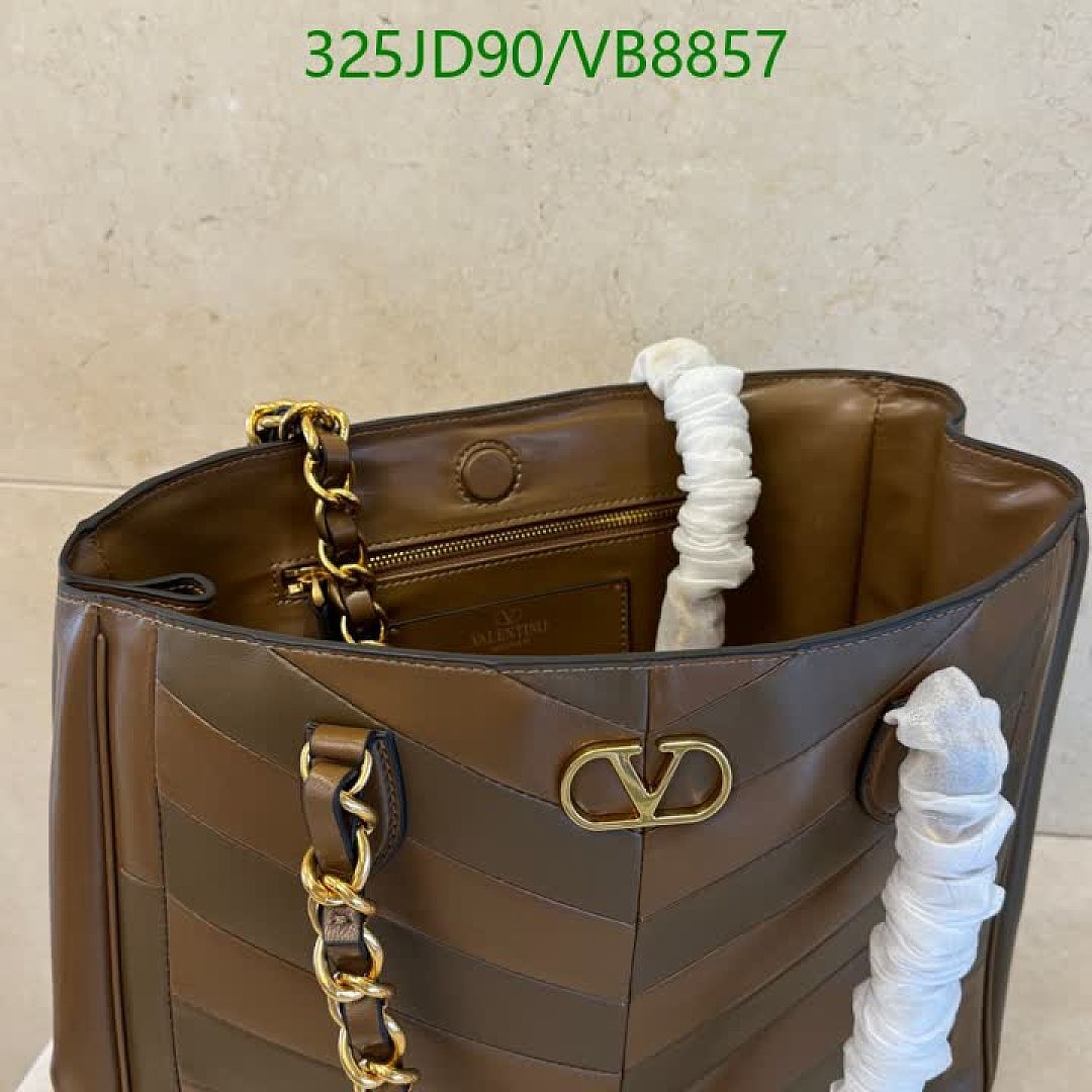 Valentino-Bag-Mirror Quality Code: VB8857 $: 325USD