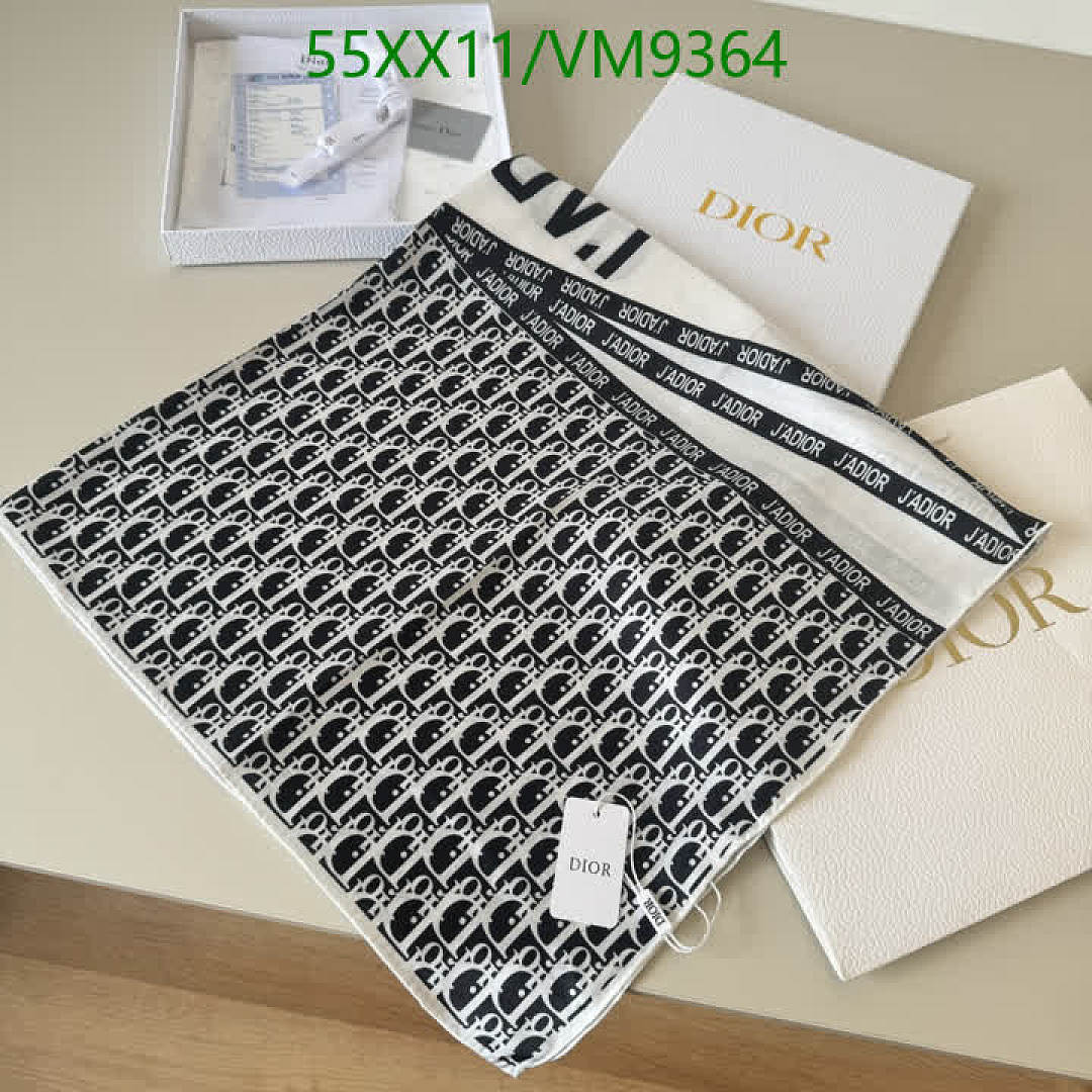 Dior-Scarf Code: VM9364 $: 55USD