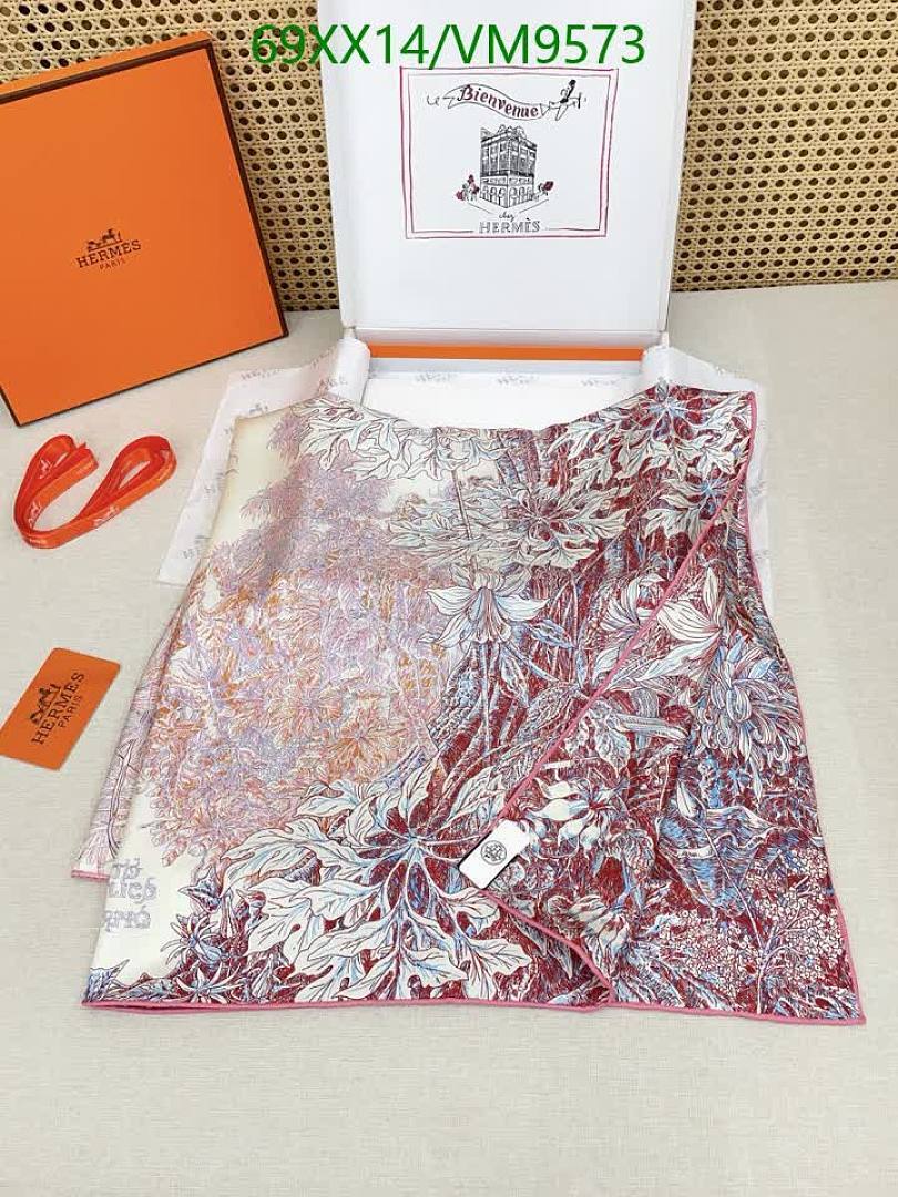 Hermes-Scarf Code: VM9573 $: 69USD