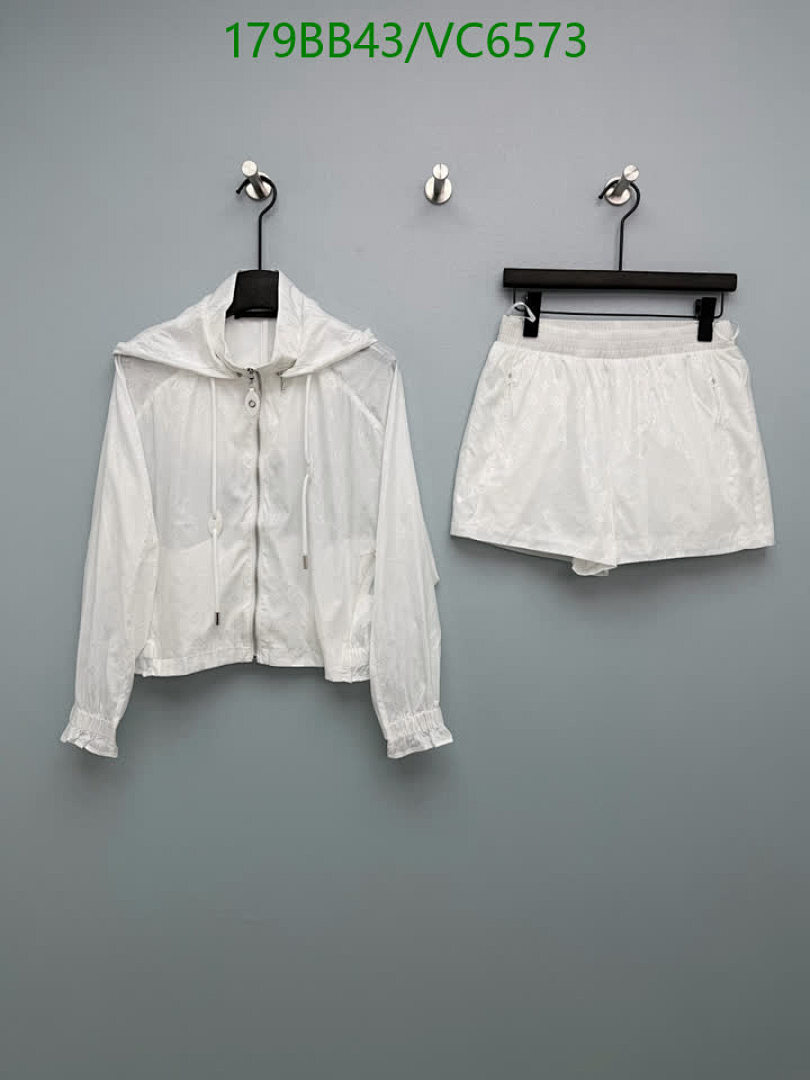 LV-Clothing Code: VC6573 $: 179USD