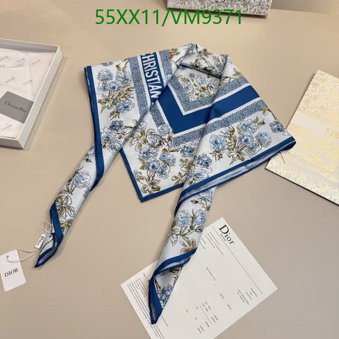 Dior-Scarf Code: VM9371 $: 55USD