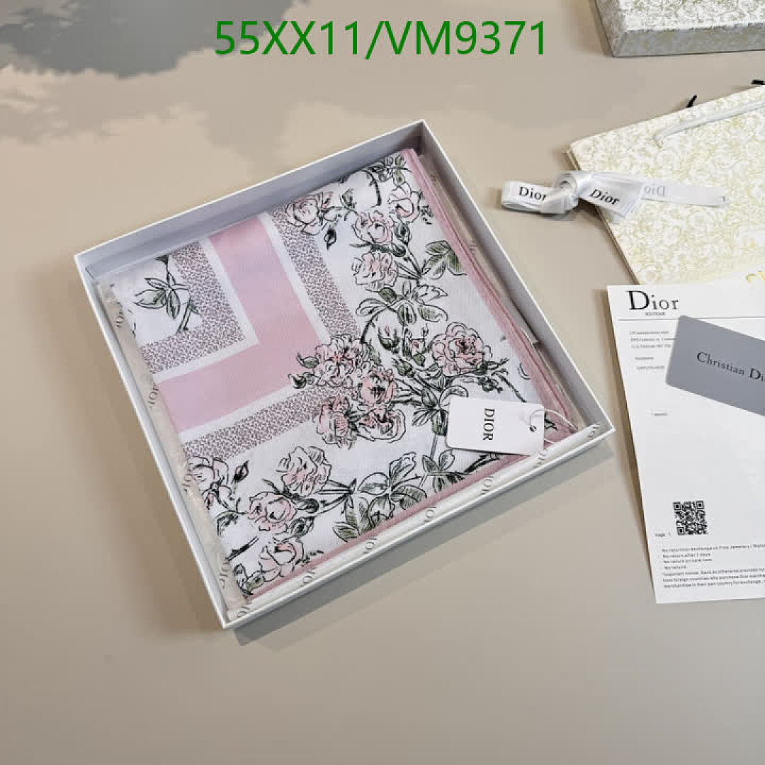 Dior-Scarf Code: VM9371 $: 55USD