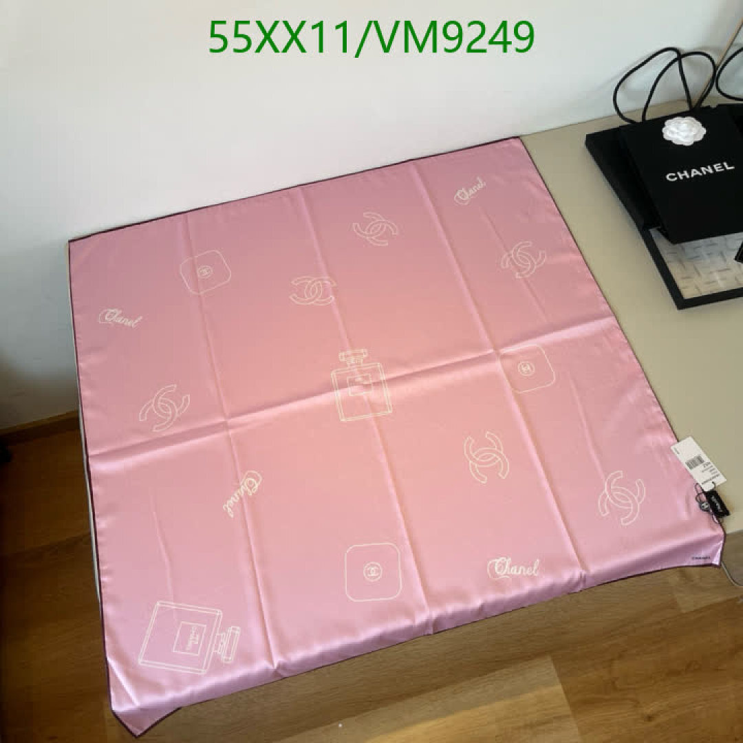 Chanel-Scarf Code: VM9249 $: 55USD