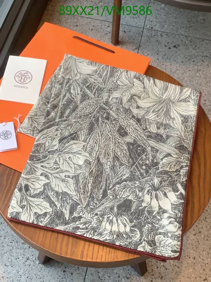 Hermes-Scarf Code: VM9586 $: 89USD