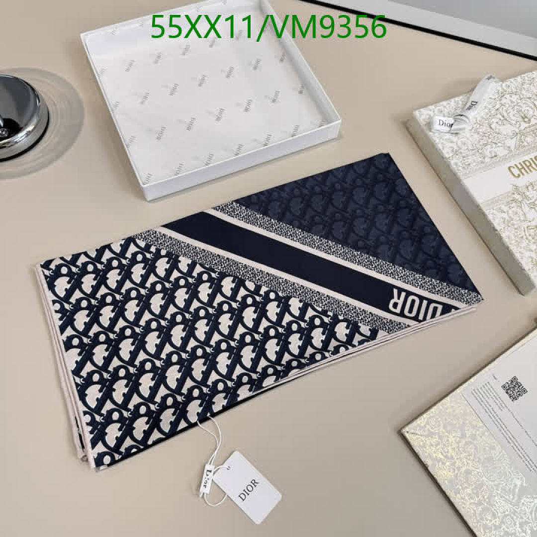 Dior-Scarf Code: VM9356 $: 55USD