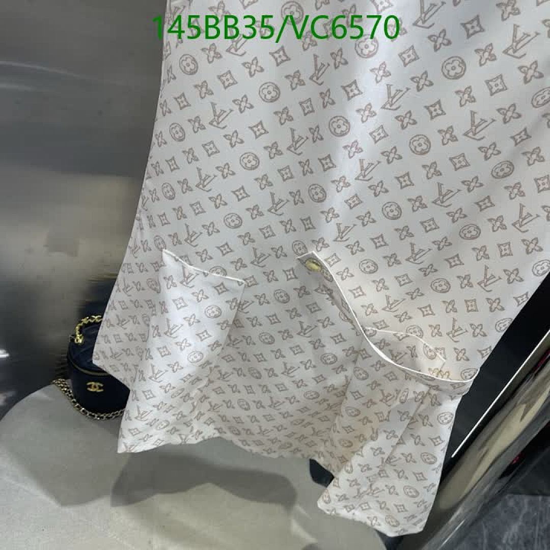 LV-Clothing Code: VC6570 $: 145USD