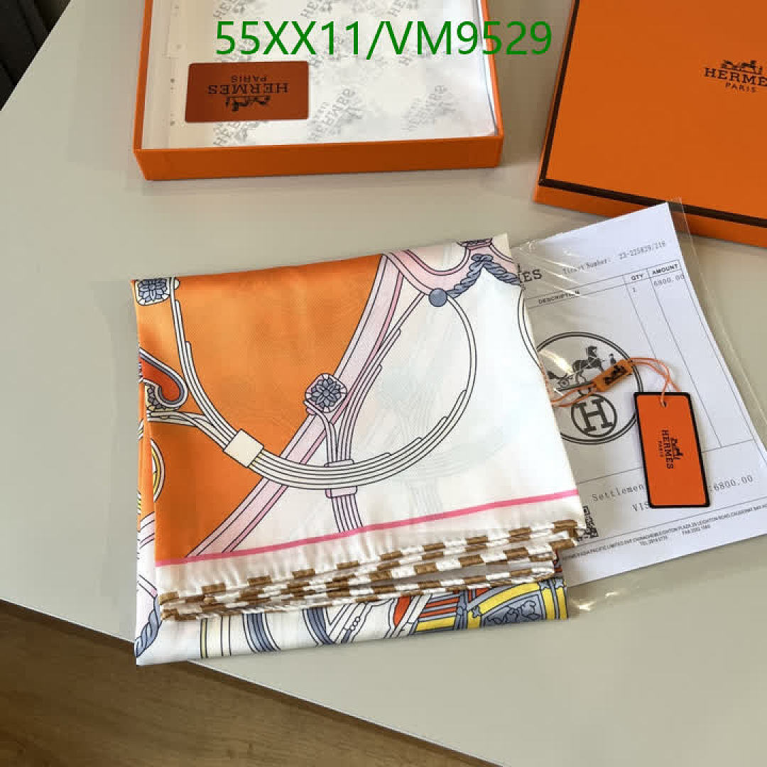 Hermes-Scarf Code: VM9529 $: 55USD