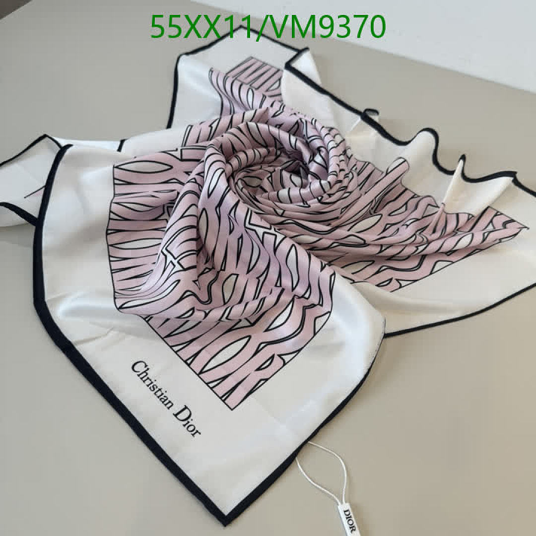 Dior-Scarf Code: VM9370 $: 55USD