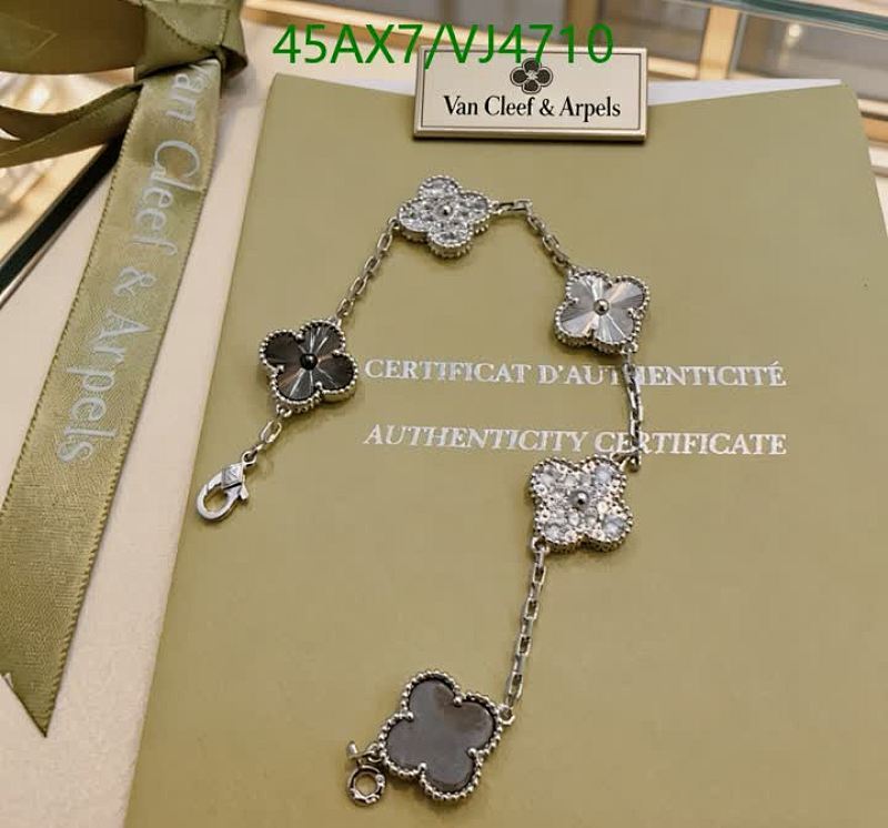 Van Cleef & Arpels-Jewelry Code: VJ4710 $: 45USD