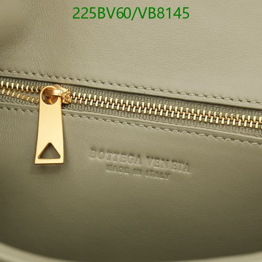 BV-Bag-Mirror Quality Code: VB8145 $: 225USD