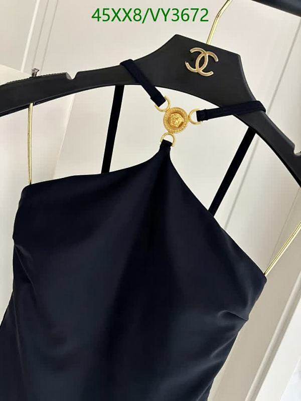Celine-Swimsuit Code: VY3672 $: 45USD