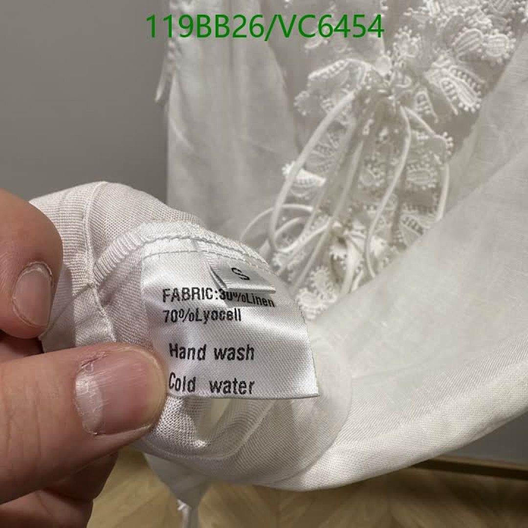 LV-Clothing Code: VC6454 $: 119USD