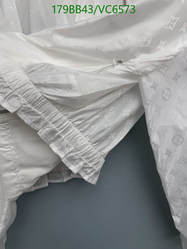 LV-Clothing Code: VC6573 $: 179USD