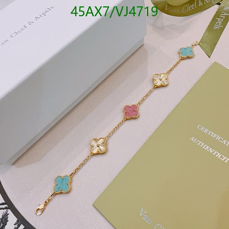 Van Cleef & Arpels-Jewelry Code: VJ4719 $: 45USD