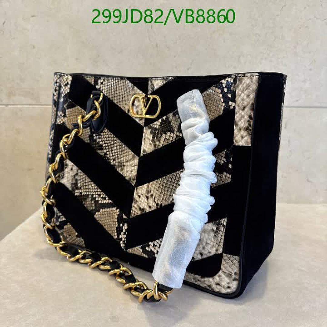 Valentino-Bag-Mirror Quality Code: VB8860 $: 299USD