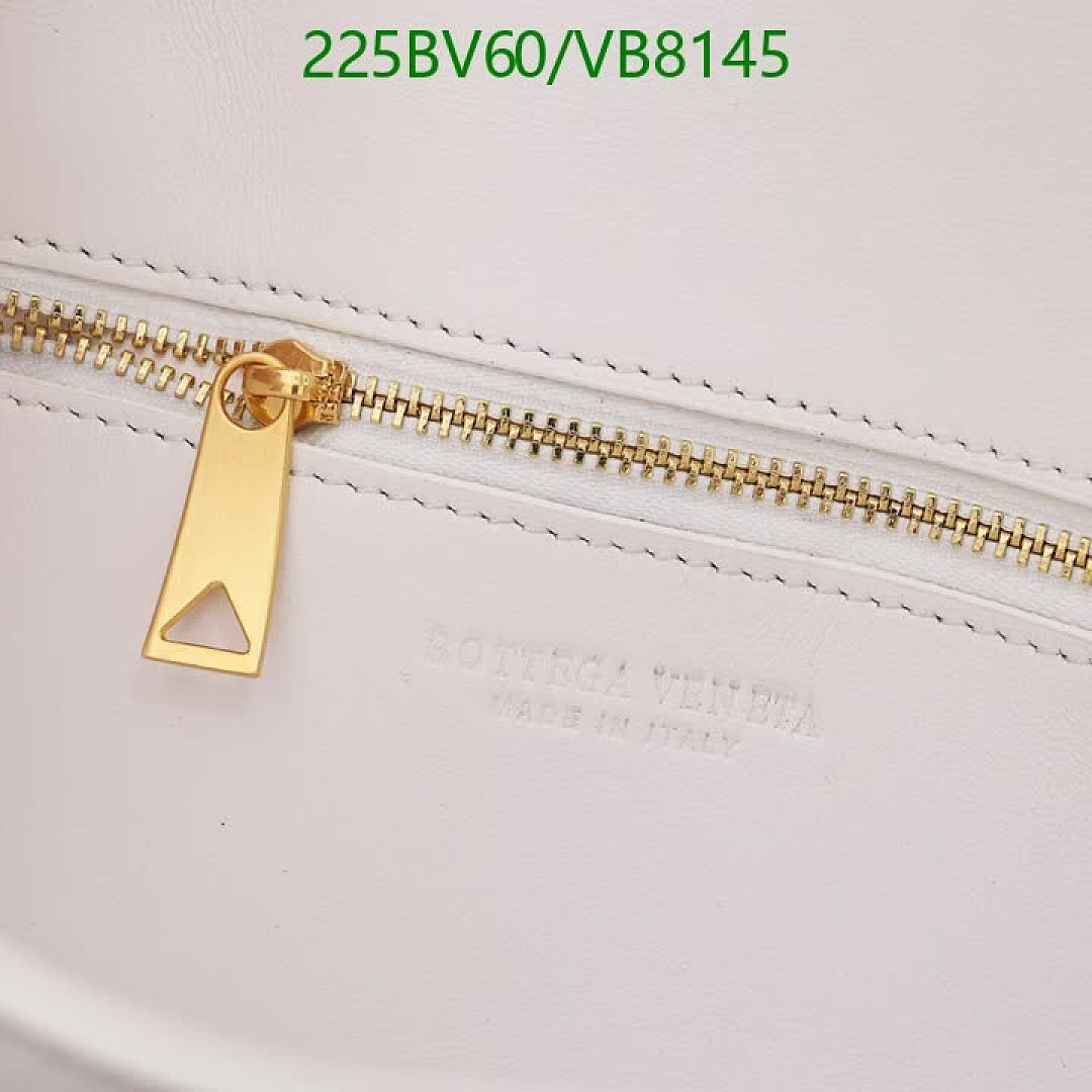 BV-Bag-Mirror Quality Code: VB8145 $: 225USD