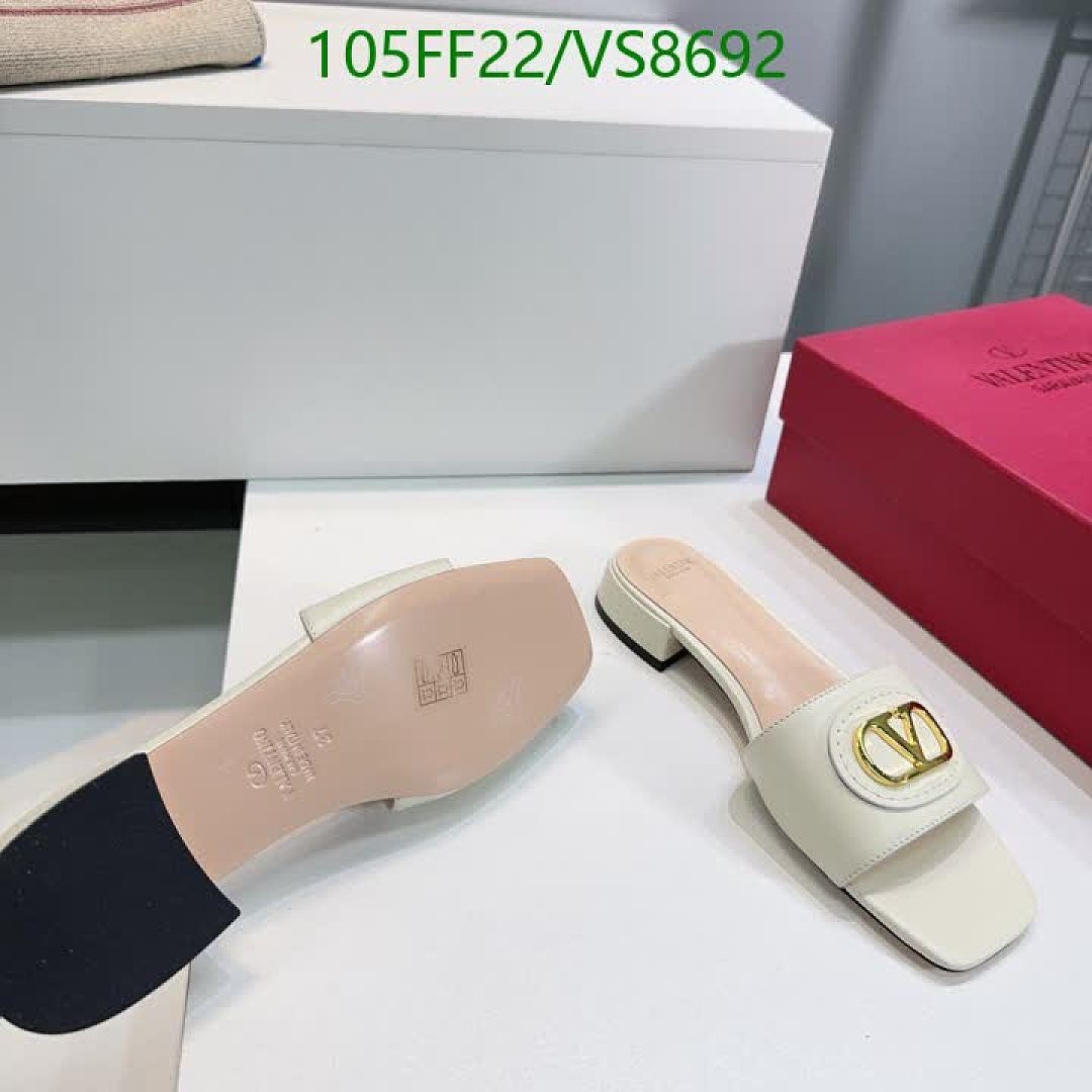 Valentino-Women Shoes Code: VS8692 $: 105USD