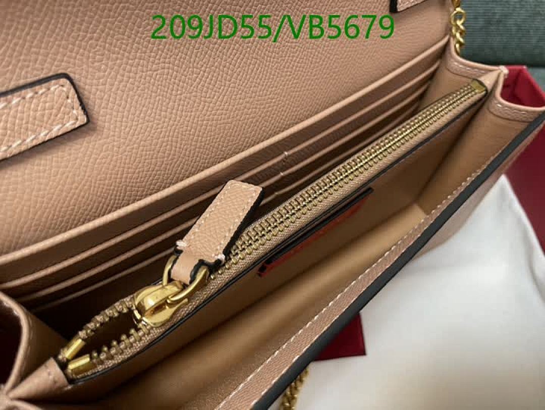 Valentino-Bag-Mirror Quality Code: VB5679 $: 209USD