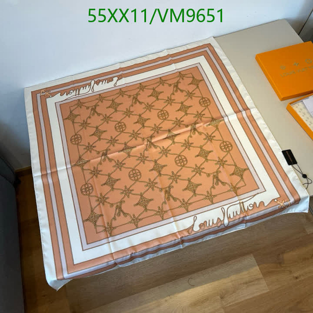LV-Scarf Code: VM9651 $: 55USD