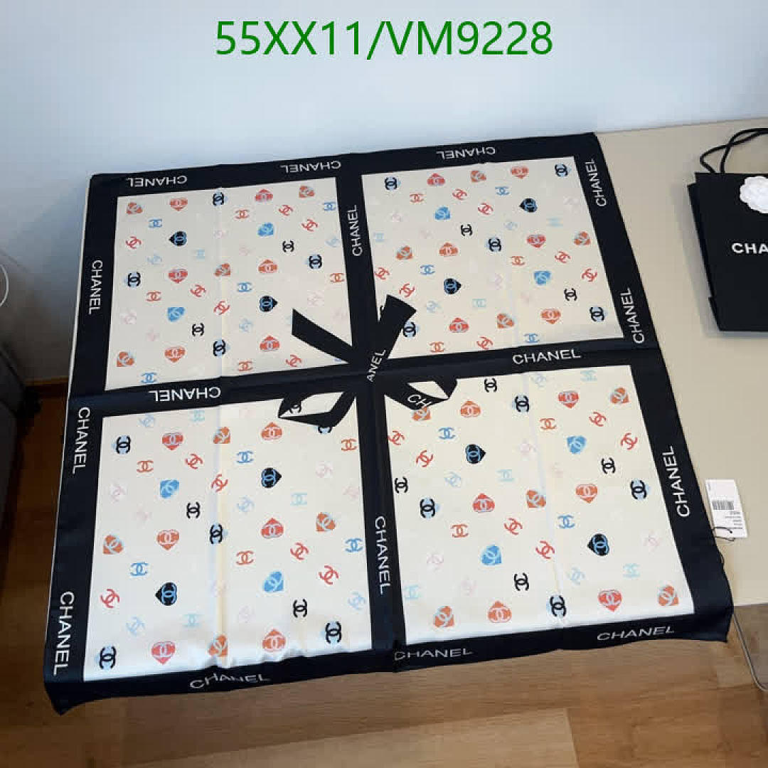 Chanel-Scarf Code: VM9228 $: 55USD